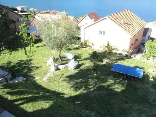 Доброта: Guest House Pajovic