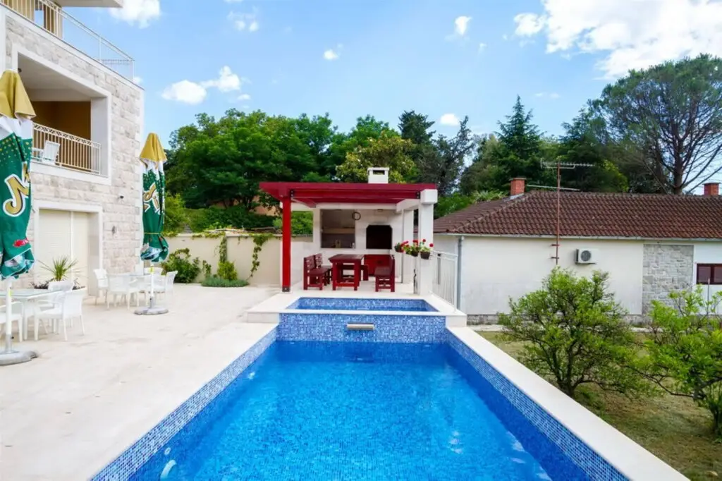 Тиват: Sea Point Apart hotel Tivat