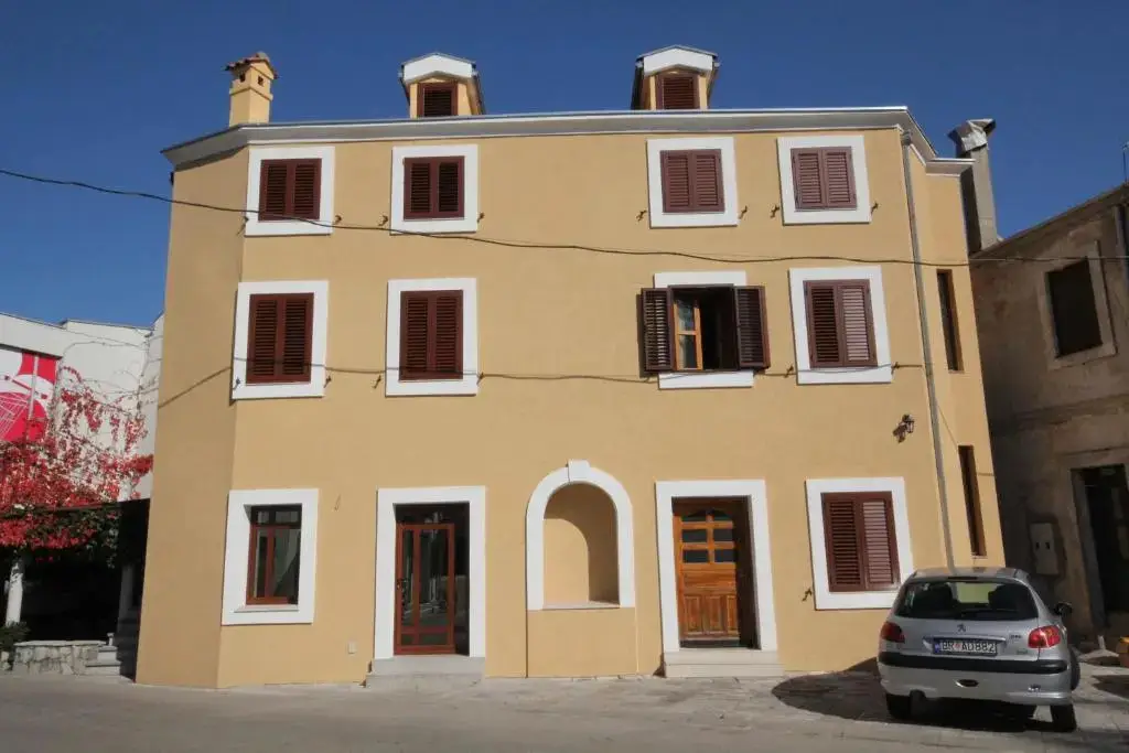 Вирпазар: Hotel Vir