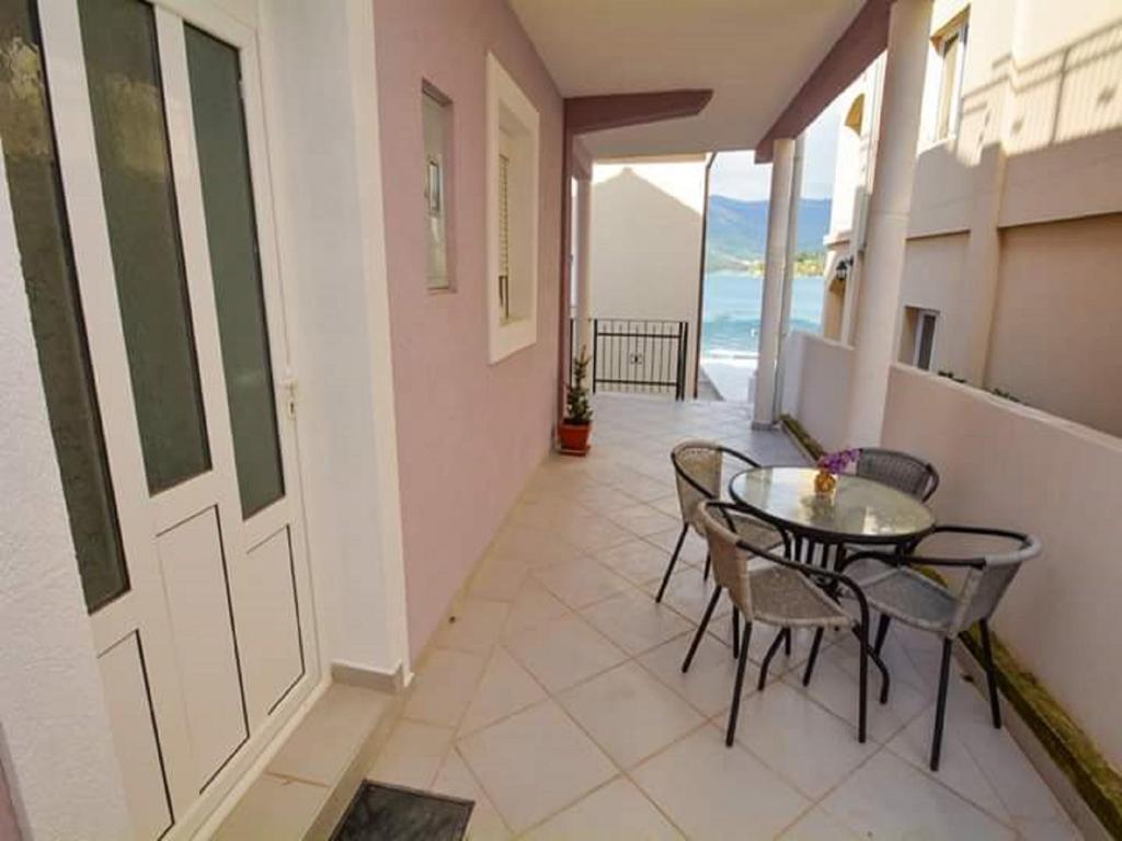 Тиват: Apartments Bella di Boka