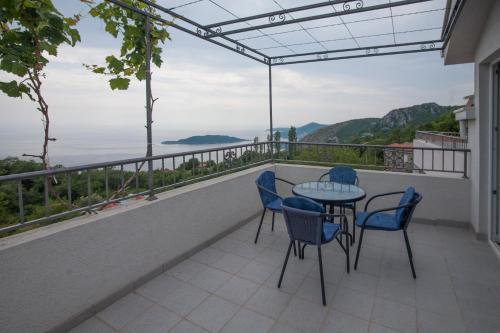 Будва: Apartments Kuljace