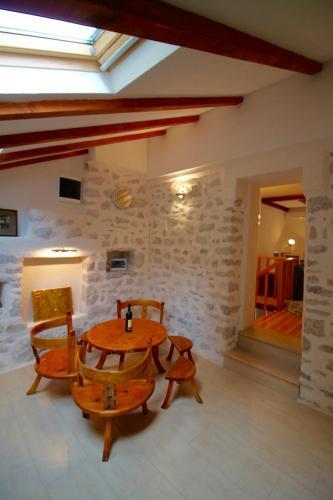 Доброта: Villa Mima