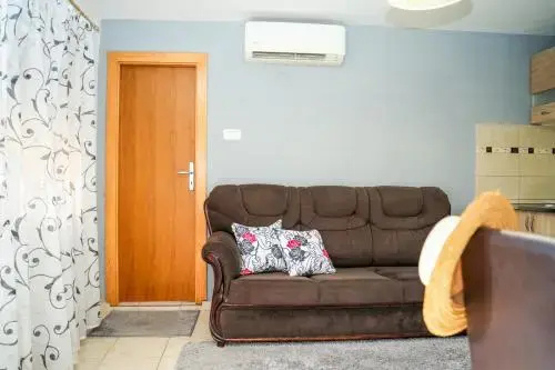 Доброта: Apartment Bruno
