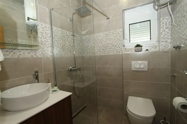 Будва: Room Lapcici