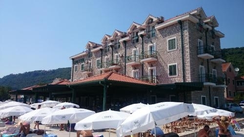 Мельине: Hotel RR Meljine
