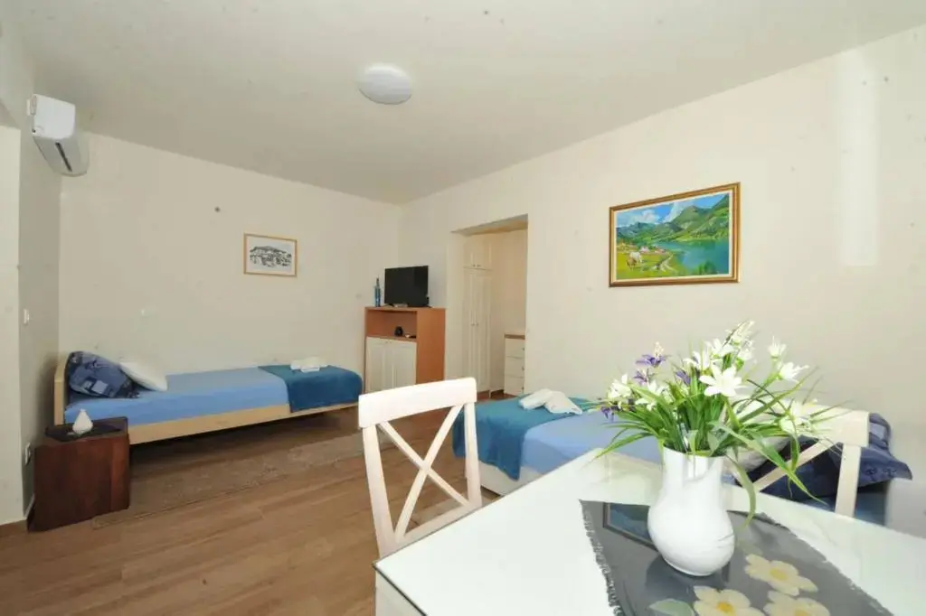 Доброта: Apartments Olive