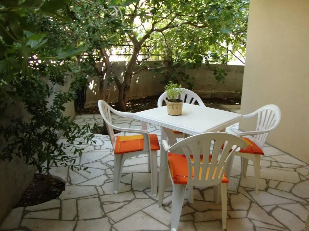 Петровац: Apartmani Agape