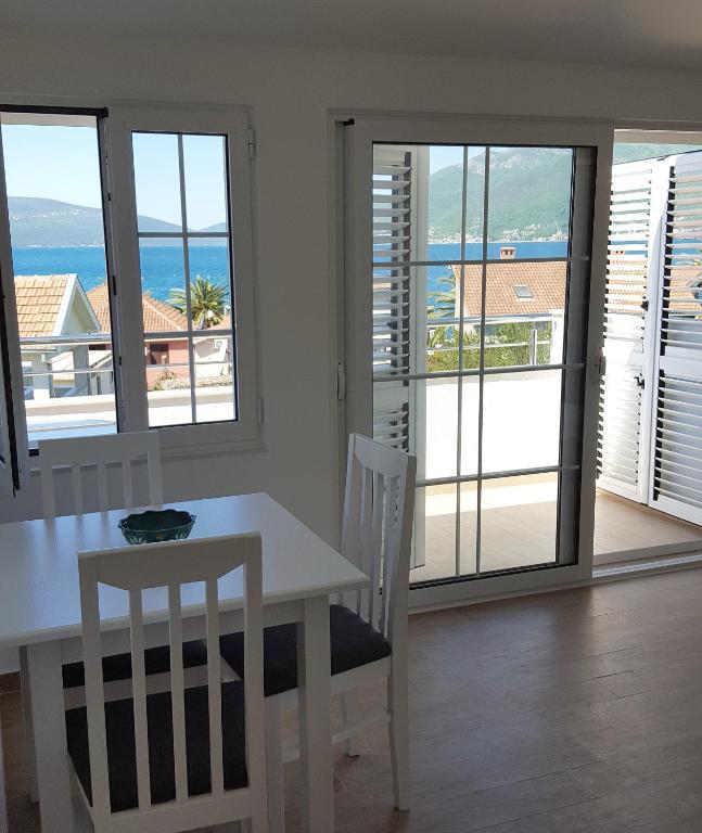 Тиват: Apartment MilaS