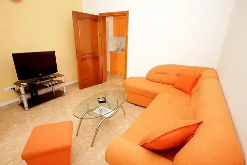Сутоморе: Apartmani Milacic