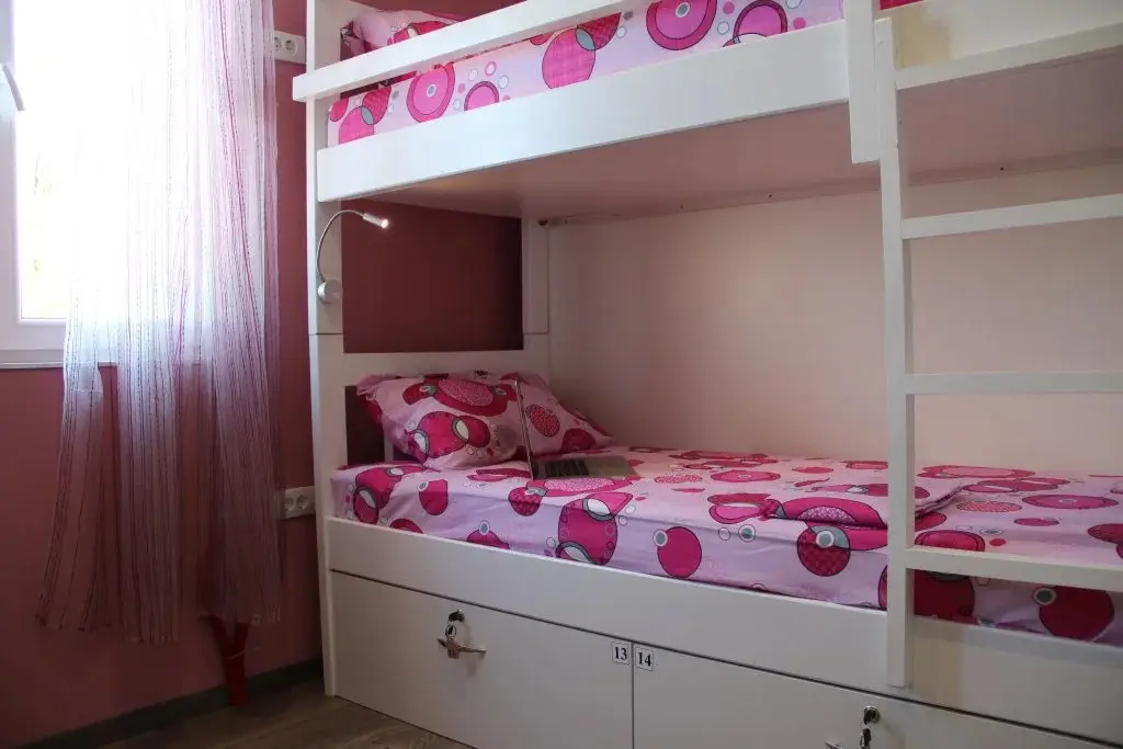 Бечичи: High Hostel