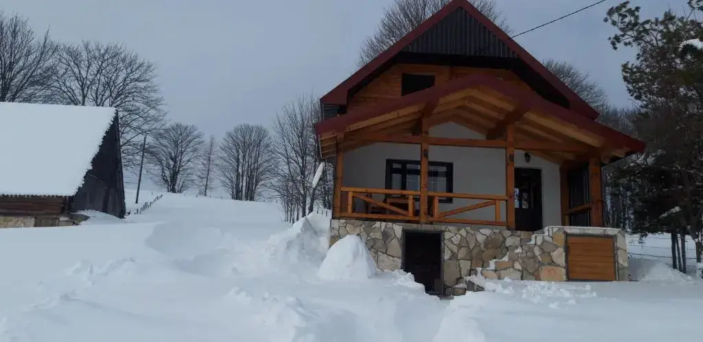 Каньон Tara: Eco Village Highlander