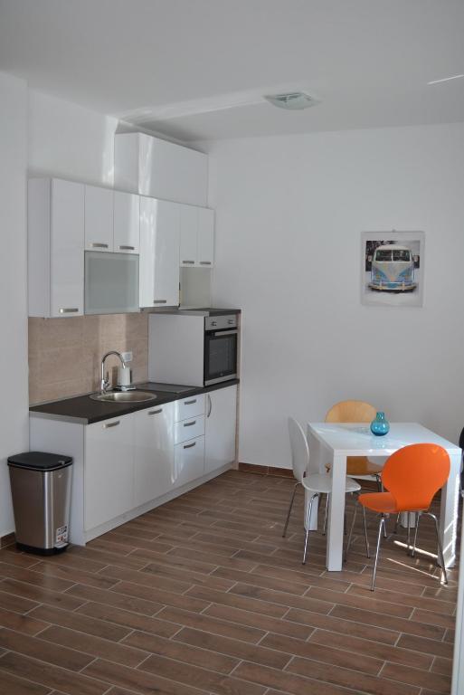 Тиват: Apartments Porat