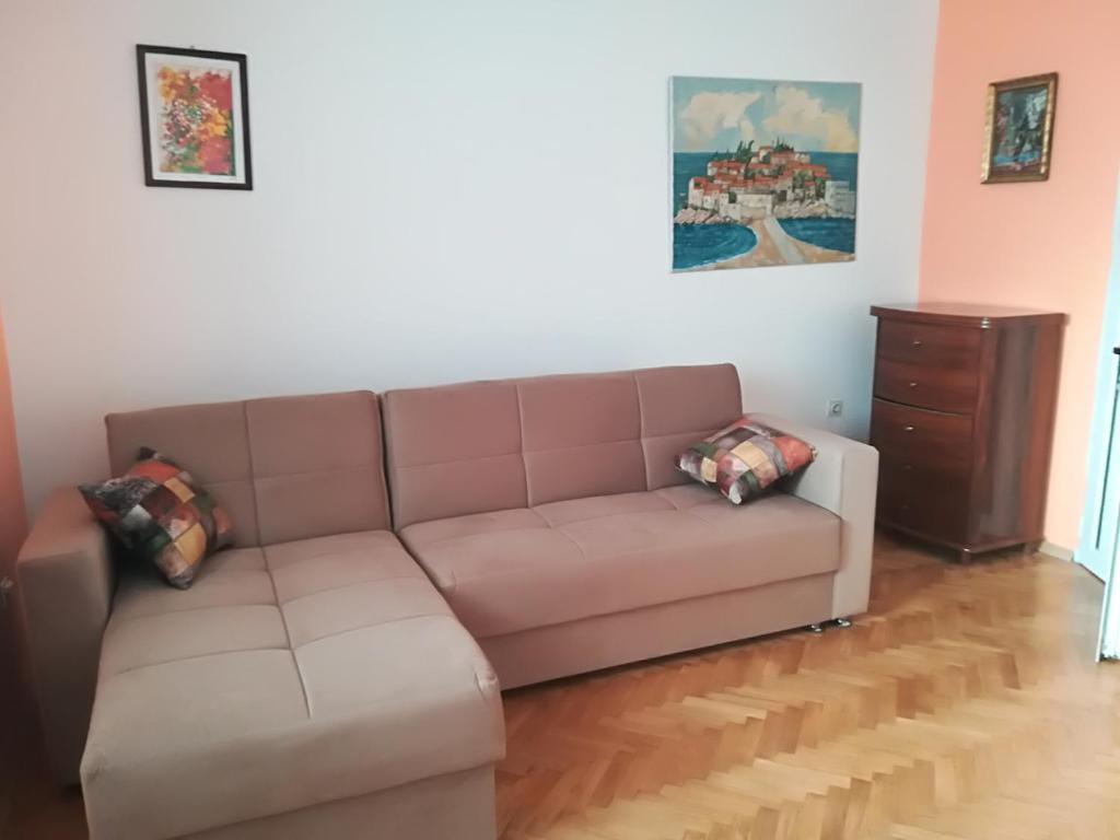 Свети-Стефан: Apartments Vukovic