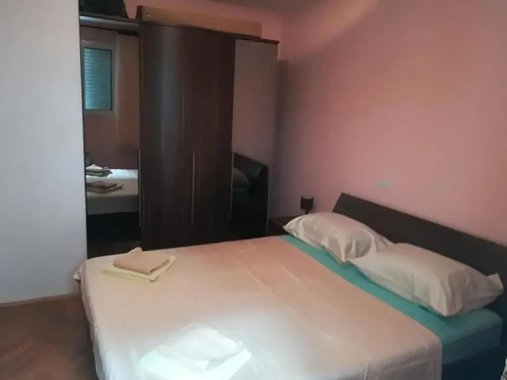 Свети-Стефан: Apartments Vukovic