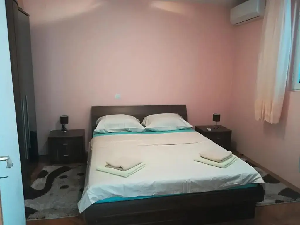 Свети-Стефан: Apartments Vukovic