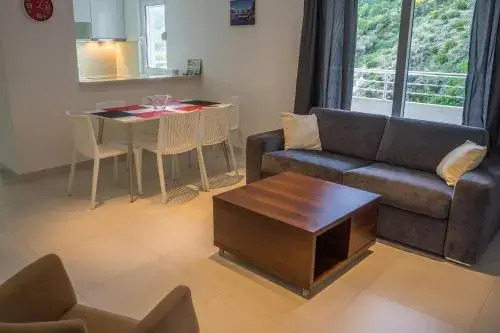 Будва: Apartments Belmont Becici