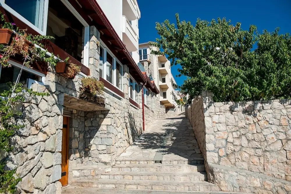 Бусат: Limunada Apartments