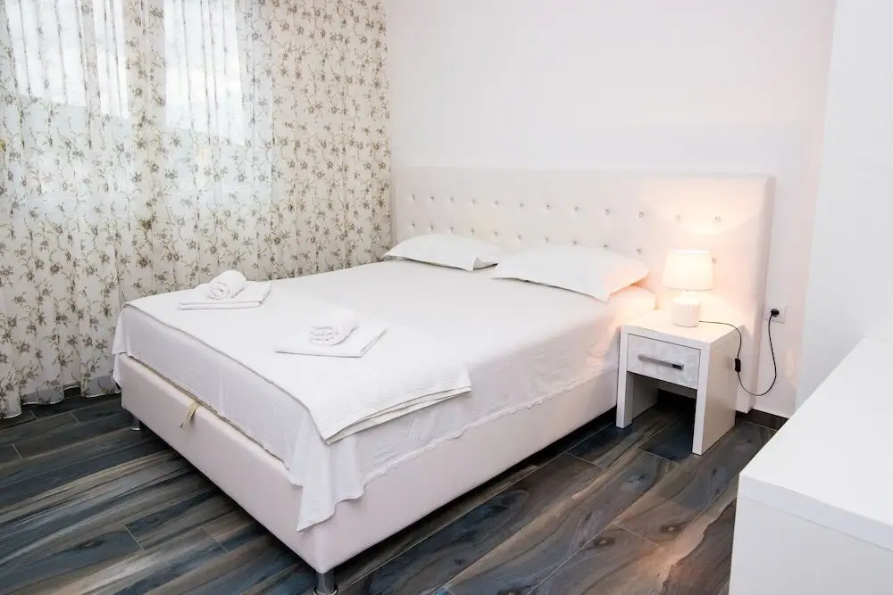 Бусат: Limunada Apartments