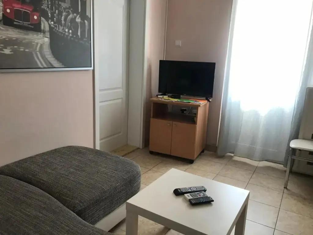 Сутоморе: Apartmani Tomovic