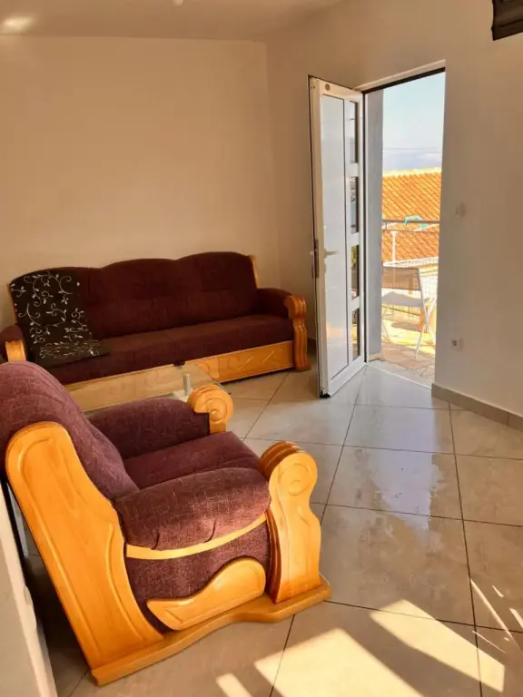 Бусат: Apartmani Bojana