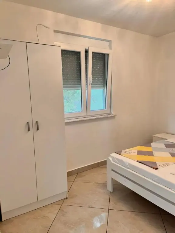 Бусат: Apartmani Bojana