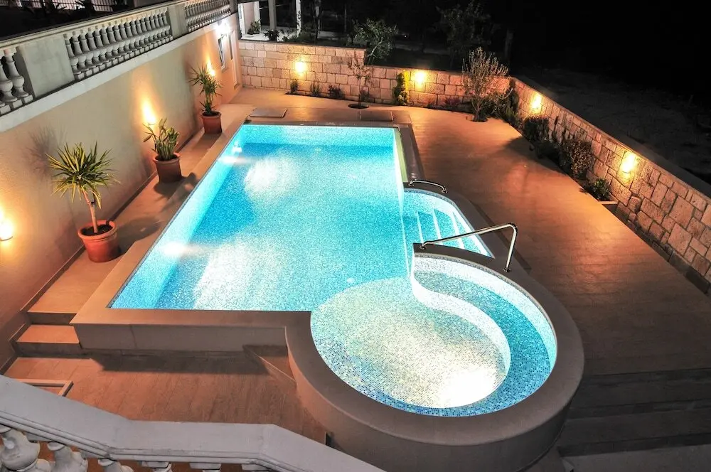 Тиват: Pontus Luxury Apartments