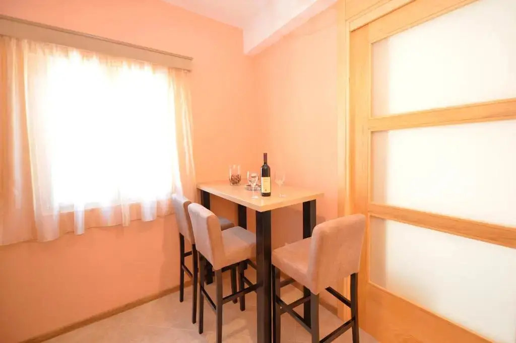 Тиват: Pontus Luxury Apartments