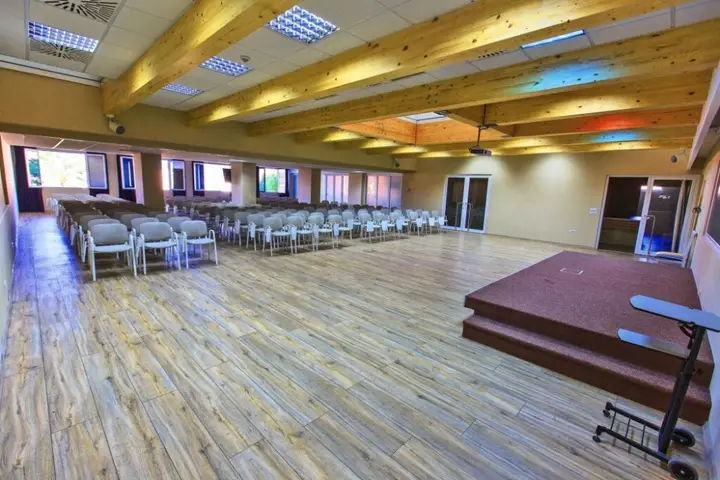 Биела: Carine Hotel Delfin