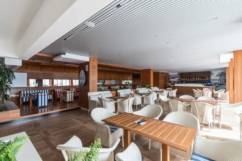 Биела: Carine Hotel Delfin