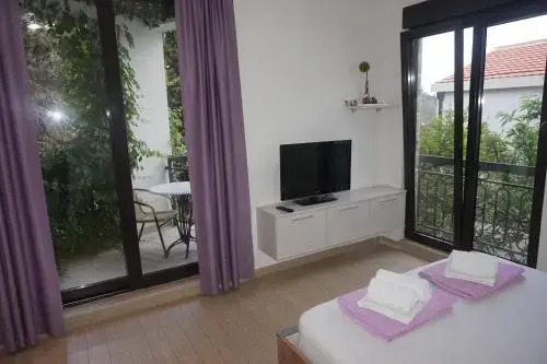 Петровац: Apartments Minja Nerin