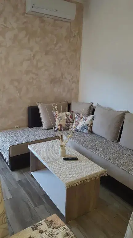 Будва: Apartment Dragan