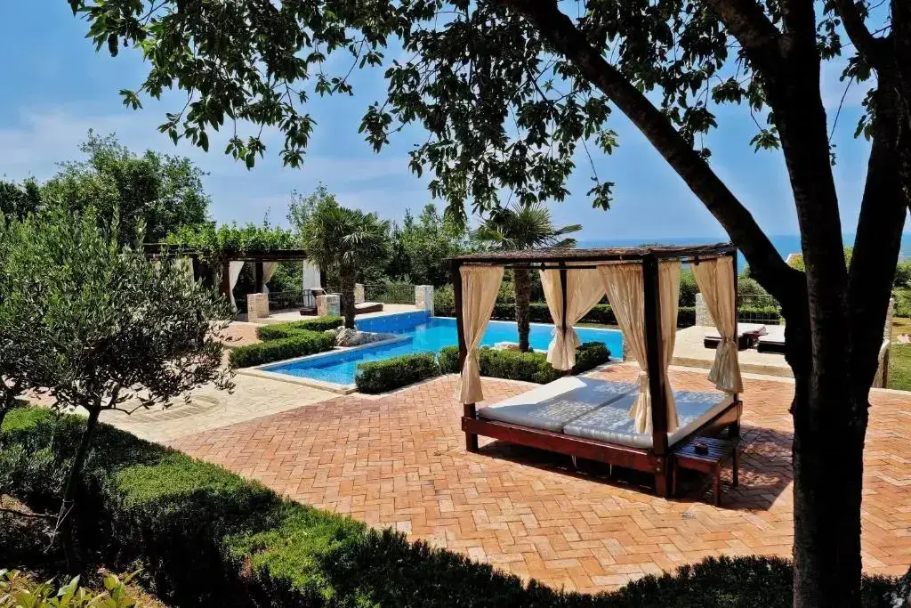 Сутоморе: Old Stone Villa Talići Hill