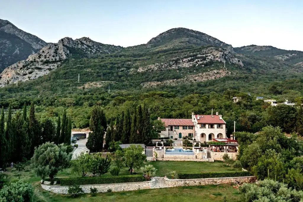 Сутоморе: Old Stone Villa Talići Hill