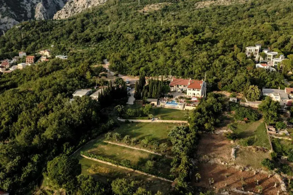 Сутоморе: Old Stone Villa Talići Hill