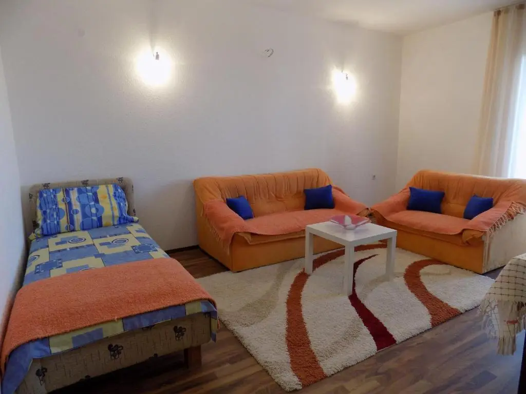 Бар: Apartments Mujovi
