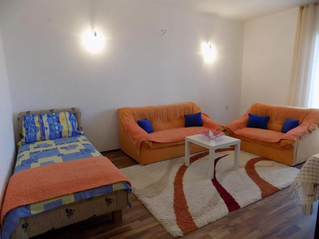 Бар: Apartments Mujovi