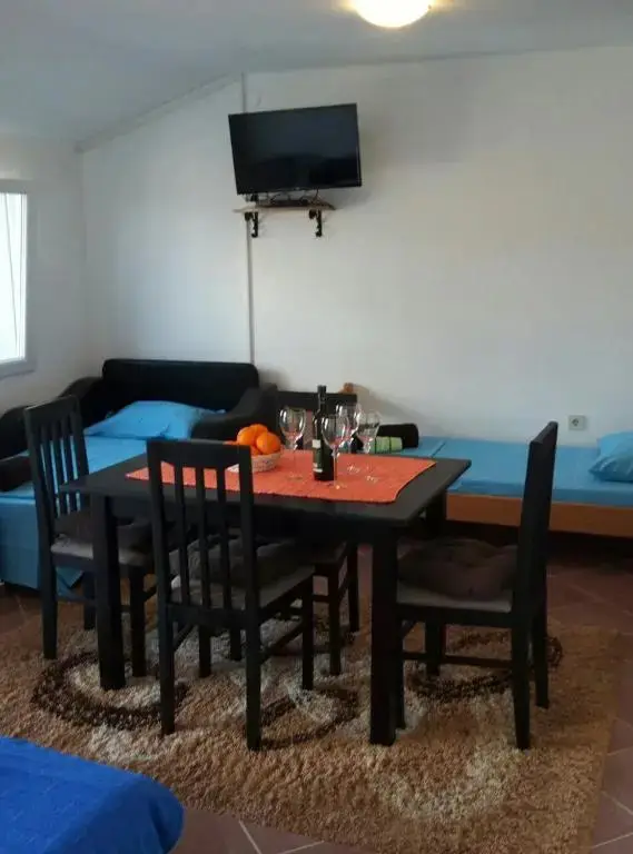 Крашичи: Apartments Vidikovac
