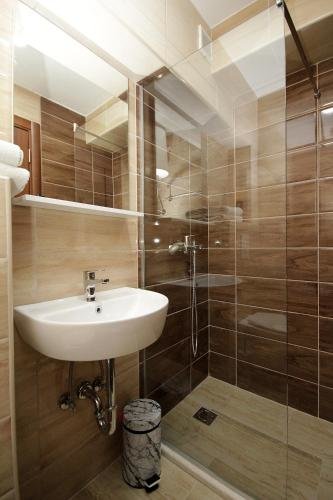 Петровац: Apartments Residence Dj