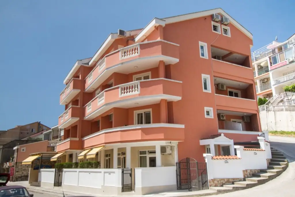 Бечичи: Apartments Sofija