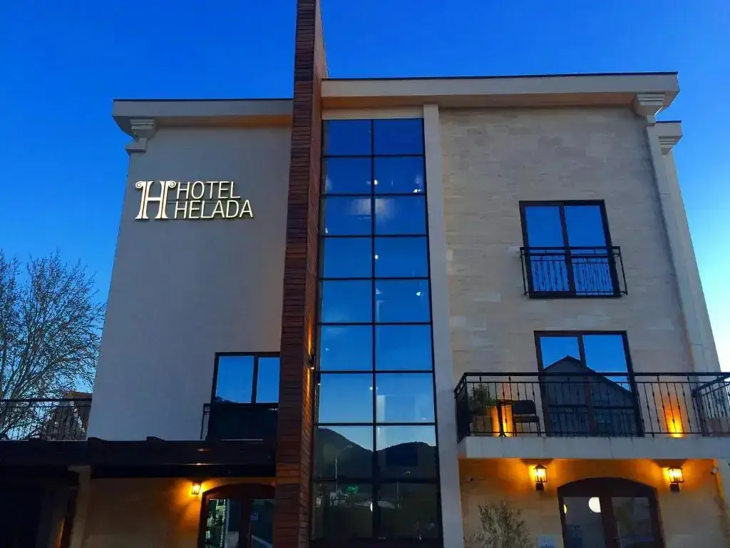 Тиват: Hotel Helada