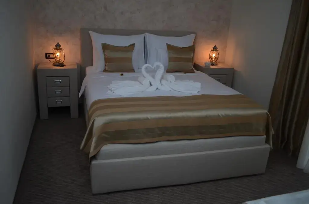 Тиват: Hotel Helada