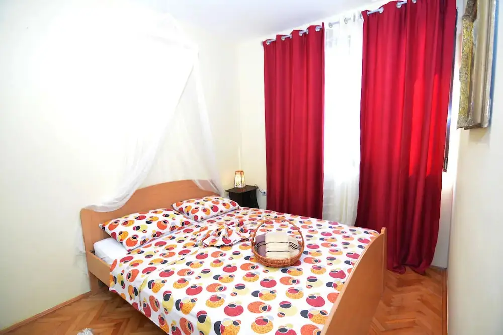 Столив: Holiday Home Cattaro