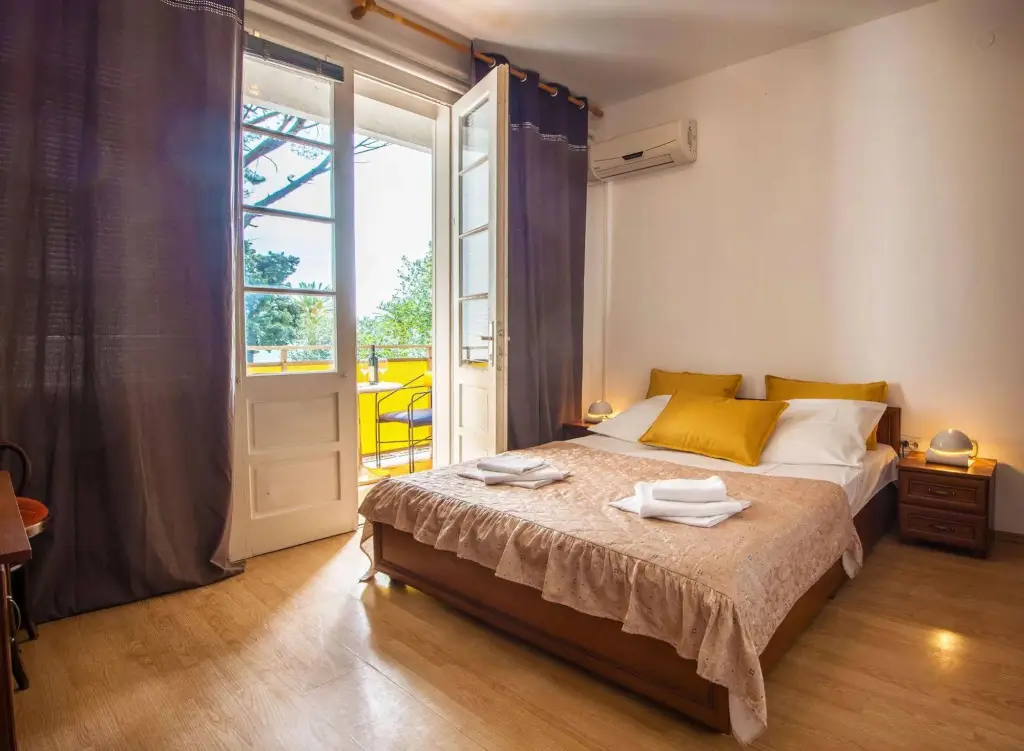 Тиват: Hotel Mimoza