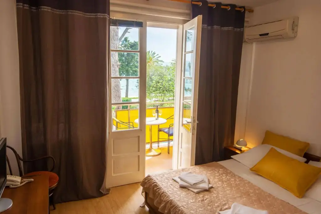 Тиват: Hotel Mimoza
