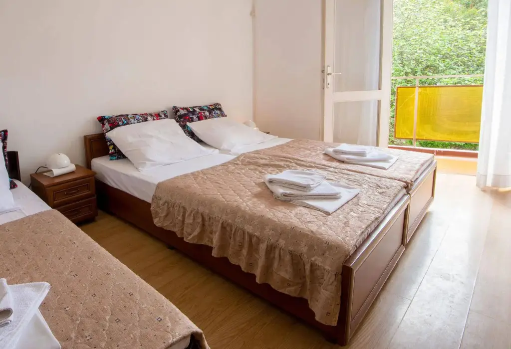 Тиват: Hotel Mimoza