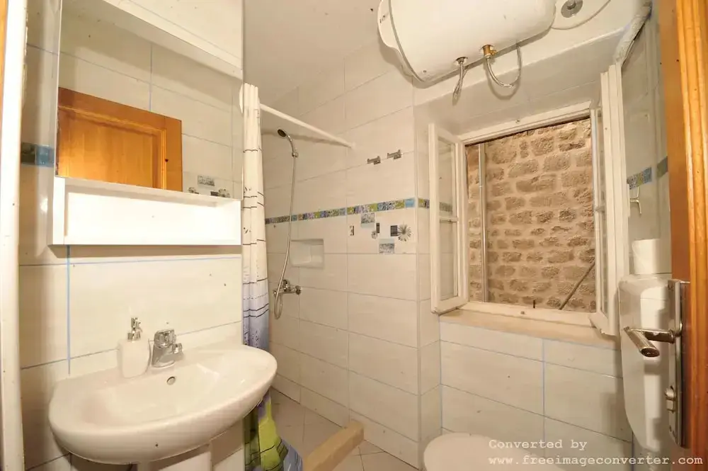 Доброта: Una Apartments