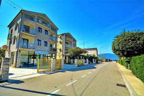 Тиват: Apartments Marinic