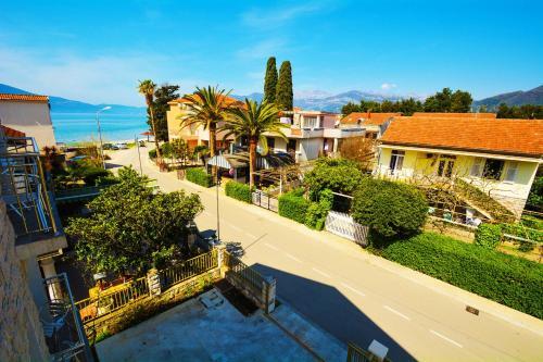 Тиват: Apartments Marinic