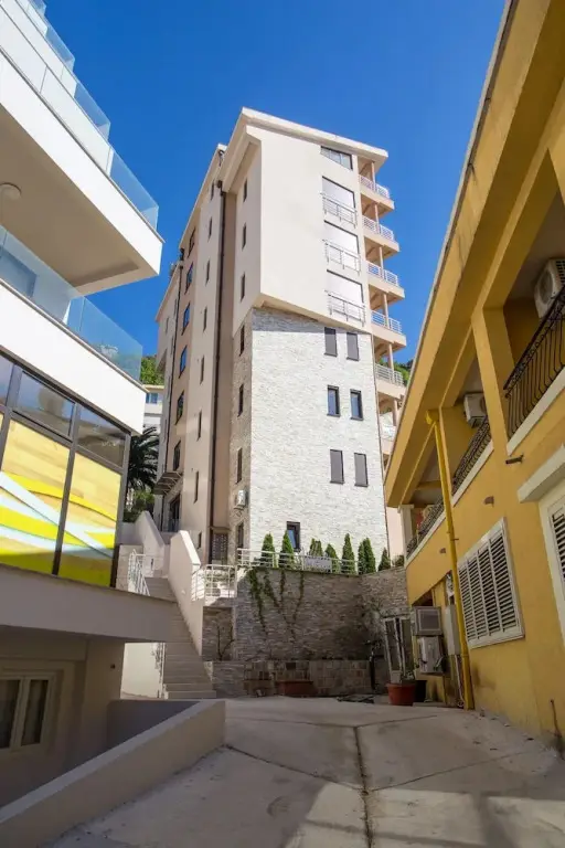 Будва: Apartments Lumiere