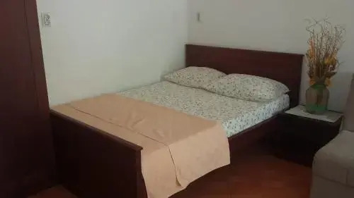 Тиват: Apartments Mira